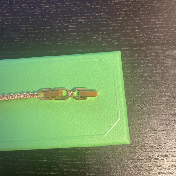 SWAROVSKI Tennis Bracelet In Pink and Rose-Gold - Picture 4 of 5